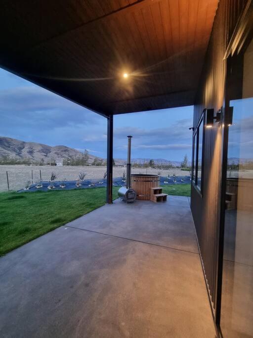 Вілла Relax In Rural Wanaka Queensberry Екстер'єр фото